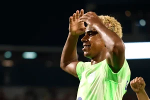 رواتب نجوم كرة القدم بعد اقتطاع الضرائب