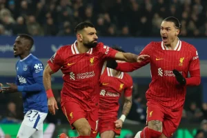 صلاح يرد بقوة على “إهانة” جماهير ليفربول لنونيز ودياز